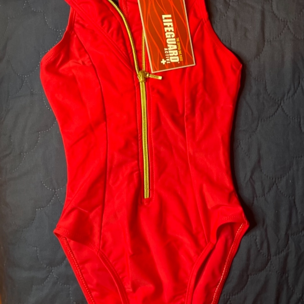 Bathing suit - Picture 2 of 6